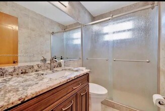 45 SE 14th St in Dania Beach, FL - Building Photo - Building Photo