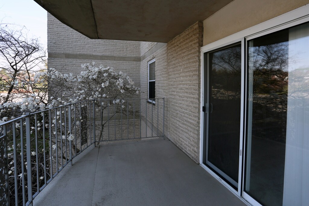 The Plaza Apartments Jenkintown, PA Apartments