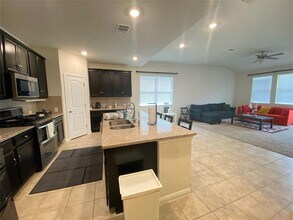 2413 Hat Bender Lp in Round Rock, TX - Building Photo - Building Photo