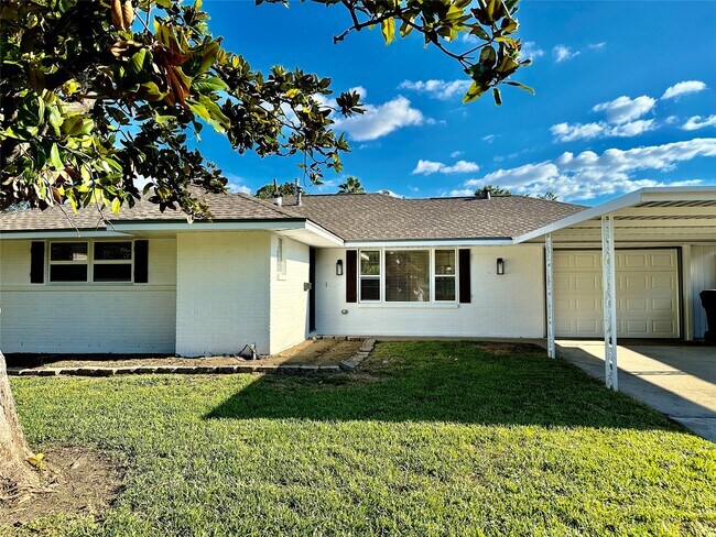 4505 W 43rd St in Houston, TX - Building Photo - Building Photo