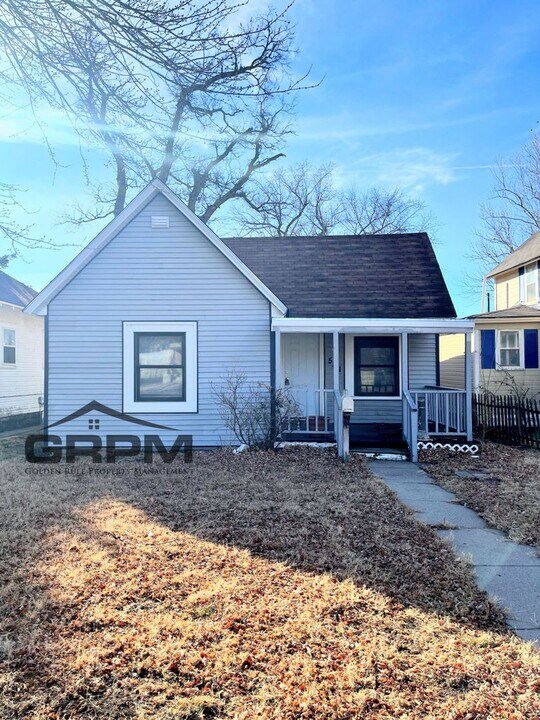 531 E Ave B in Hutchinson, KS - Building Photo
