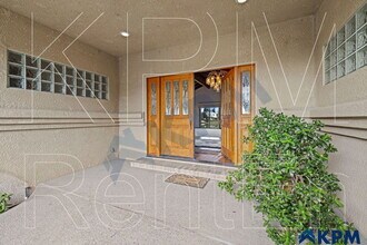 3453 Lakemist Cir in Stockton, CA - Foto de edificio - Building Photo