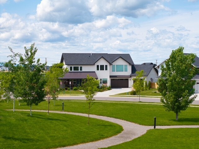 property at 4221 Broken Spur Dr