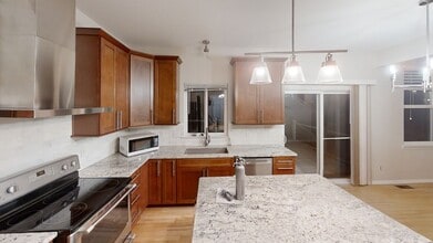 10156 E Avondale Cir in Superior Township, MI - Building Photo - Building Photo