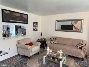 12287 Granada Way in Woodbridge, VA - Building Photo - Building Photo