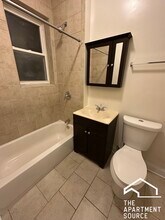 349 Park Ave, Unit Apt. 07 in Glencoe, IL - Building Photo - Building Photo