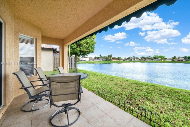 12046 SW 133rd Ter in Miami, FL - Building Photo - Building Photo
