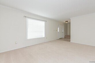 77 Atwater Dr in St. Peters, MO - Building Photo - Building Photo