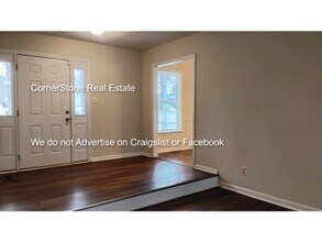 6301 Lakehaven Dr in Fayetteville, NC - Building Photo - Building Photo