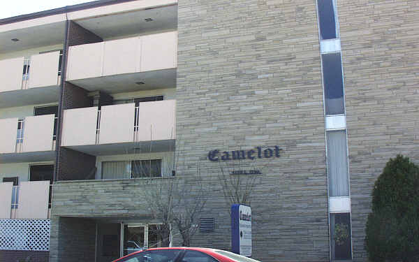 Camelot Apartments in Denver, CO - Building Photo - Building Photo