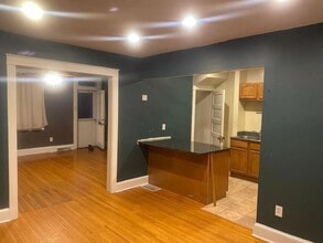 647 N Pine St in Lancaster, PA - Building Photo - Building Photo