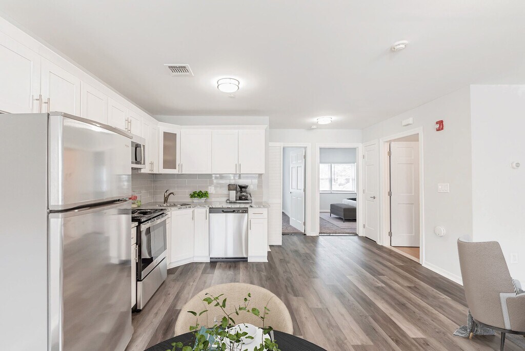 Bunt Commons II 55+ Senior Living Community Apartments in Copiague, NY