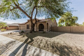 6714 S Constellation Way in Gilbert, AZ - Building Photo - Building Photo