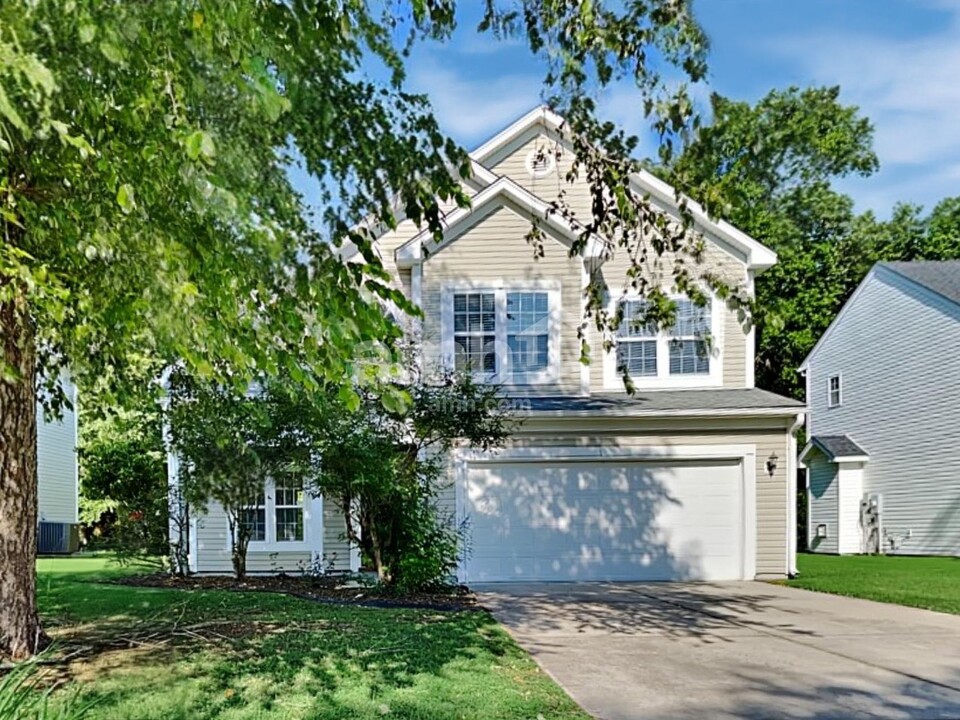 108 Sarmiento Ln in Summerville, SC - Building Photo