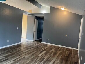 2265 Jacqueline Dr in Pittsburg, CA - Building Photo - Building Photo