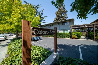 2014 Colony St in Mountain View, CA - Building Photo - Building Photo