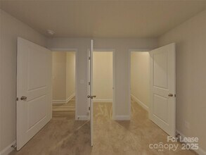 137 Queenshall Rd in Mooresville, NC - Building Photo - Building Photo