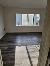 1900 Monroe Ave in North Bend, OR - Building Photo - Building Photo