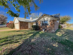 2009 W Rockypoint Dr in Edmond, OK - Building Photo - Building Photo