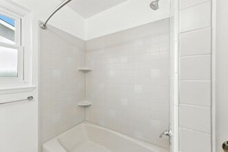1123 Hudson St in Redwood City, CA - Building Photo - Building Photo