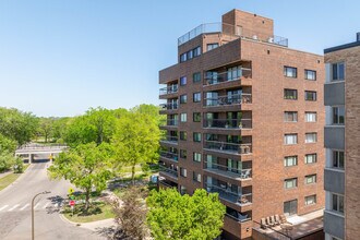 The Isles in Minneapolis, MN - Foto de edificio - Building Photo