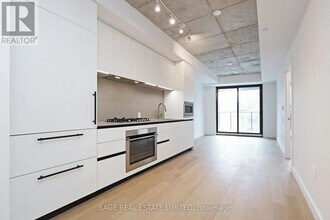 1720 Bayview Ave in Toronto, ON - Building Photo - Building Photo