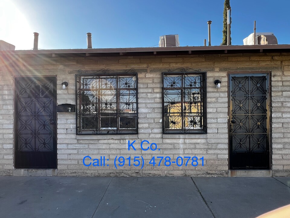 2820 Fort Blvd, Unit 2 in El Paso, TX - Building Photo