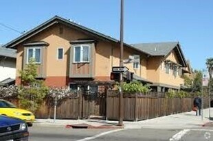 2185 Dwight Way in Berkeley, CA - Building Photo