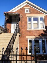 3329 S Oakley Ave in Chicago, IL - Building Photo