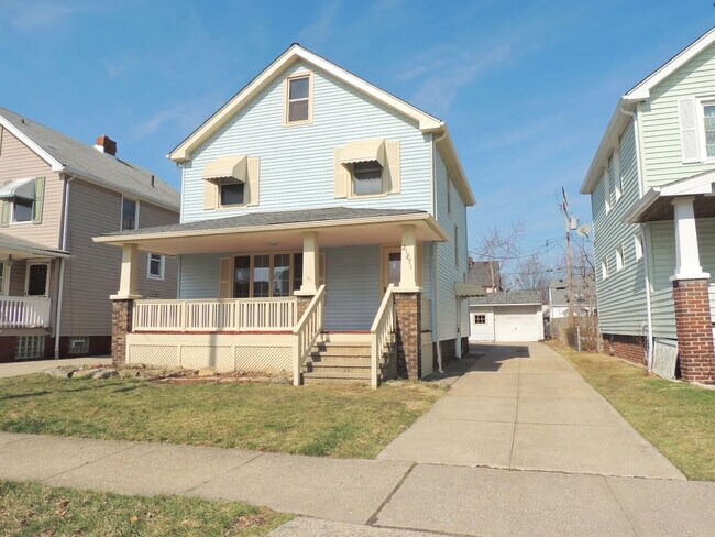property at 21871 Fuller Ave
