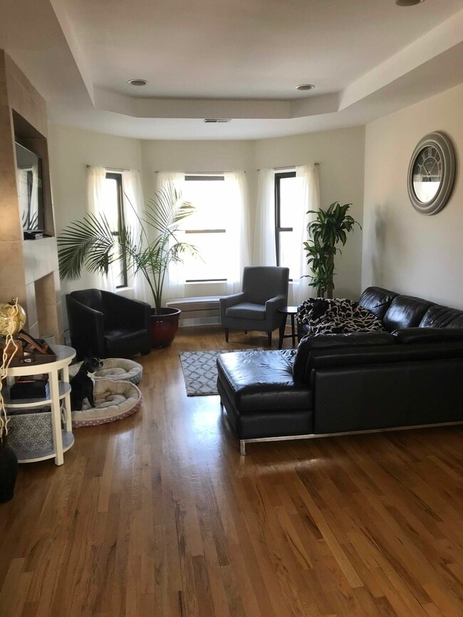 5756 N Campbell Ave in Chicago, IL - Building Photo - Building Photo