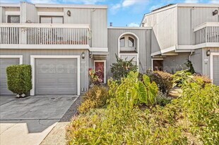 1757 30th Ave in Santa Cruz, CA - Building Photo