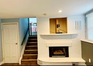 400 Old Cove Rd in Liverpool, NY - Building Photo - Building Photo