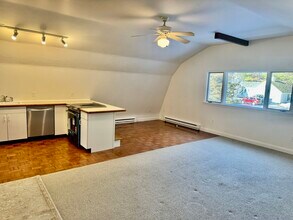 165 Grove in Westwood, MA - Building Photo - Building Photo