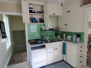 918 E 37th St in Austin, TX - Building Photo - Building Photo