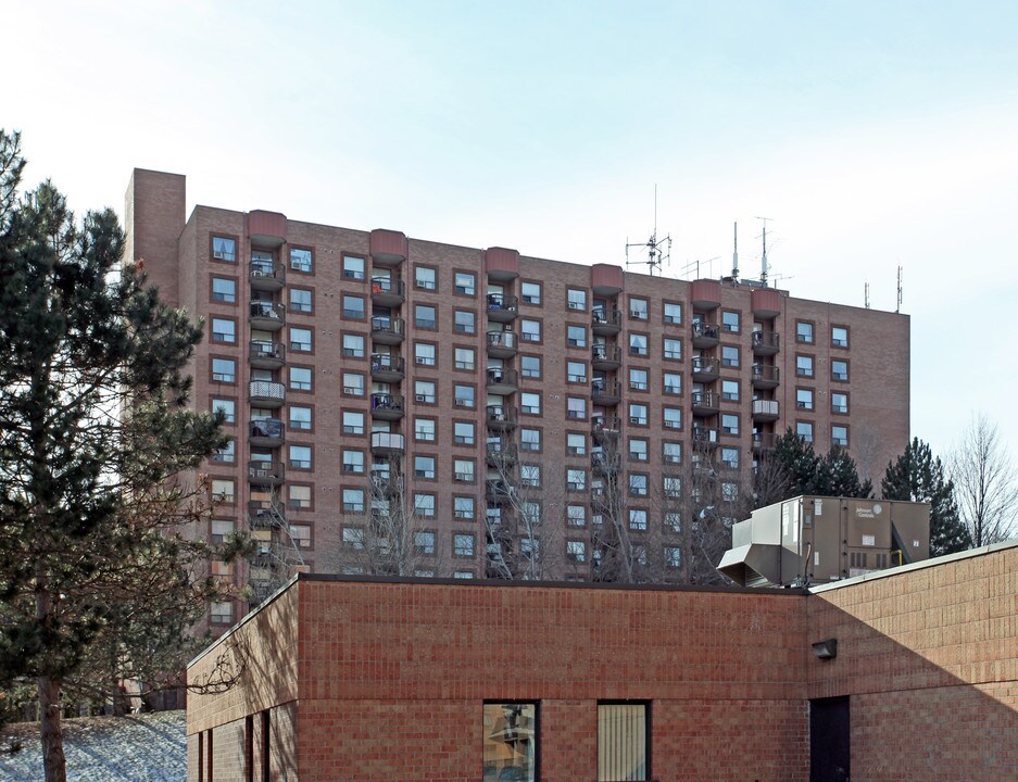 Comfort Living Housing Co-operative in Toronto, ON - Building Photo