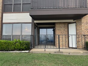 169 Henry M Chandler Dr, Unit Lakeside Condo in Rockwall, TX - Building Photo - Building Photo