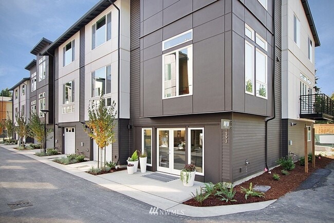 property at 13959 NE 15th Ct