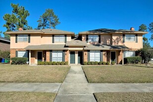 1536 Richmond Dr in Slidell, LA - Building Photo