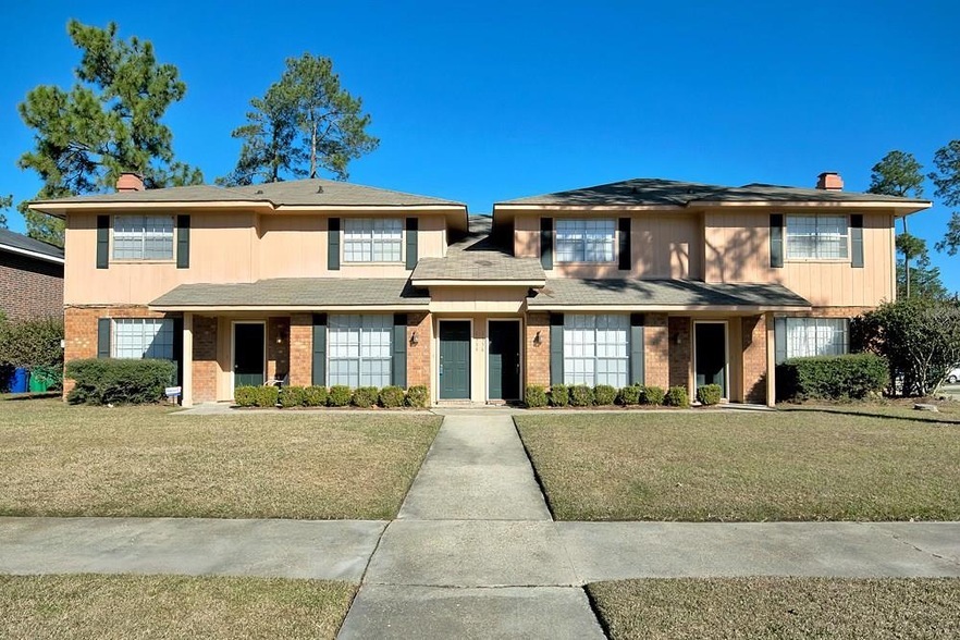 1536 Richmond Dr in Slidell, LA - Building Photo