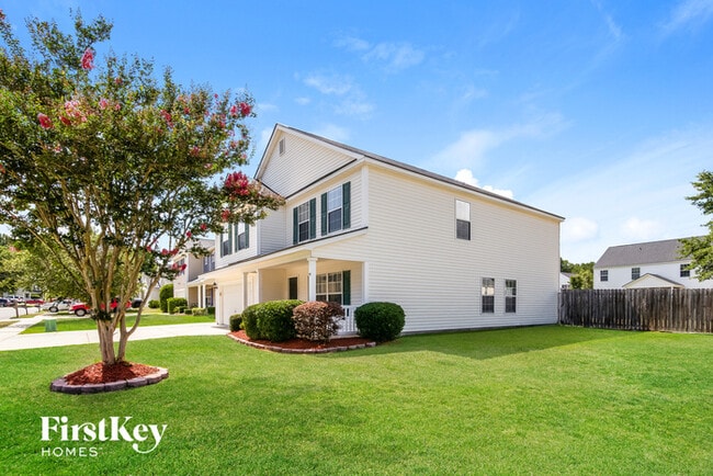 622 Resinwood Rd in Moncks Corner, SC - Building Photo - Building Photo