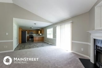 208 James Crossing in Thomasville, NC - Building Photo - Building Photo