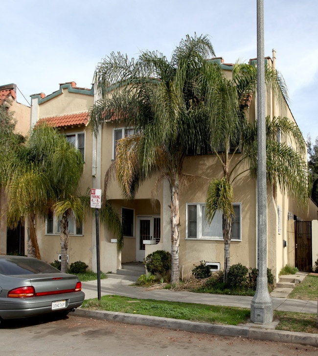 616 Apartments in Long Beach, CA - Building Photo - Building Photo