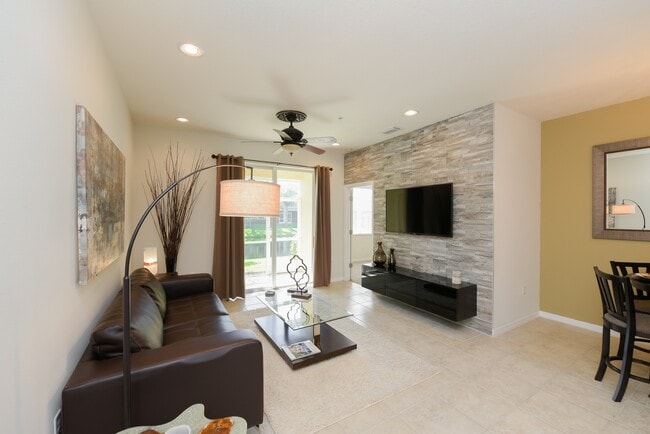 7864 Limestone Ln in Sarasota, FL - Building Photo - Building Photo