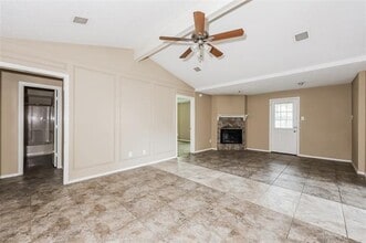 516 E Lark Ct in Desoto, TX - Building Photo - Building Photo