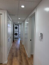 23 Wabeno St, Unit 1st Floor B in Boston, MA - Foto de edificio - Building Photo