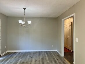 301 Stargate Rd in Holly Springs, NC - Building Photo - Building Photo
