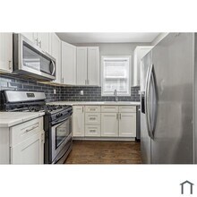 7825 S Loomis Blvd, Unit #2 in Chicago, IL - Foto de edificio - Building Photo