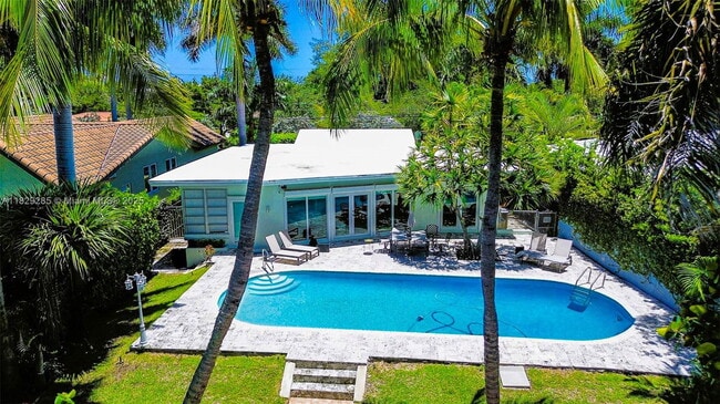 property at 1325 Marseille Dr