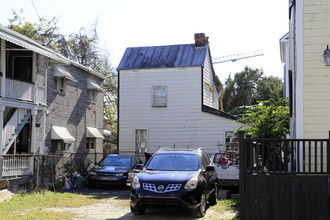 67 Line St in Charleston, SC - Foto de edificio - Building Photo